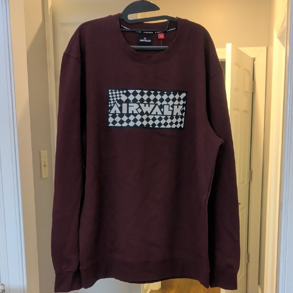 Airwalk Men's Maroon Crewneck Sweater